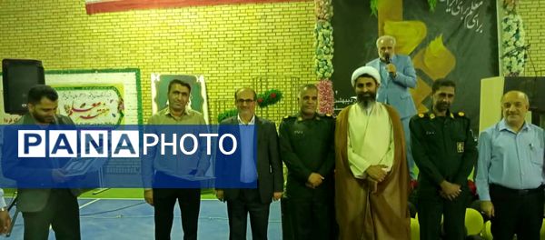 ویژه برنامه هفته معلم در سندرک