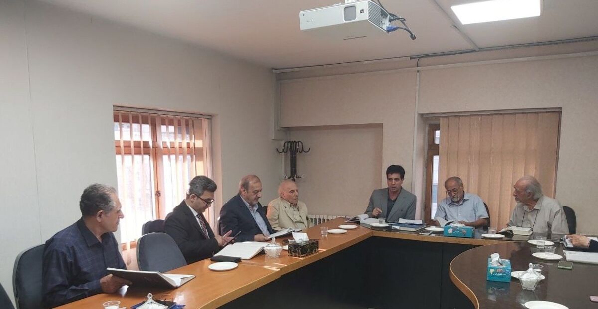 ایران باستان پرچم واحد و سازمان اداری منظم داشته است