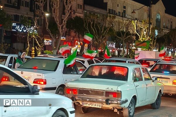 رژه خودرویی شبانه در بهارستان دو