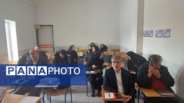 کارگاه توانمندسازی مدیران ناحیه یک زنجان در کانون سهروردی 
