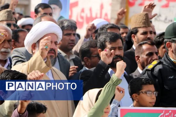 خلق حماسه‌ای دیگر از حضور مردم فهرج در راهپیمایی ۲۲ بهمن