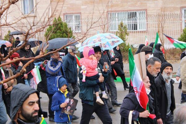 حضور حماسی مردم شهرستان پردیس در راهپیمایی روز قدس با وجود بارندگی