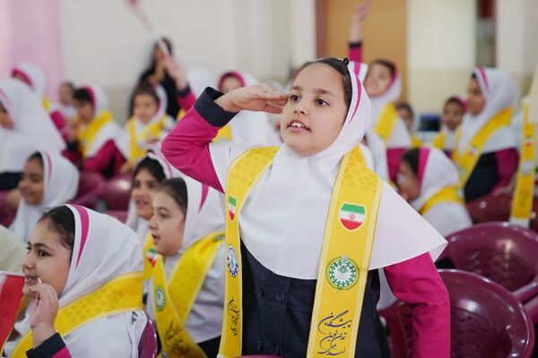 گزارش تصویری زنگ عاطفه‌ها اصفهان