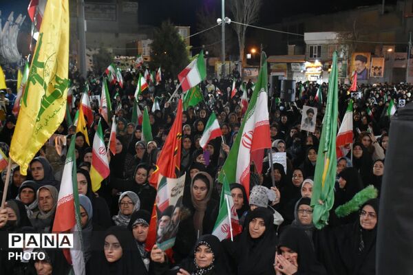 سخنرانی دکتر عبدالملکی در چهل‌وهشتمین شب تجمعات؛ حضور پرشور شهروندان قروه