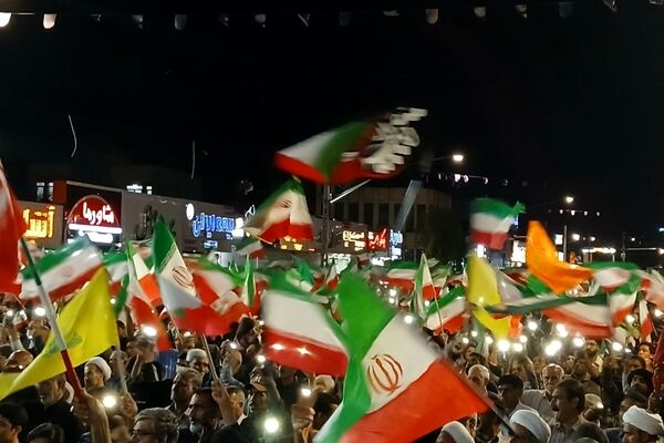 گوش به فرمان رهبریم