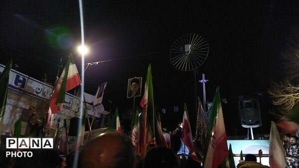 از پیر تا کودک برای حفظ وطن آمدند-۲