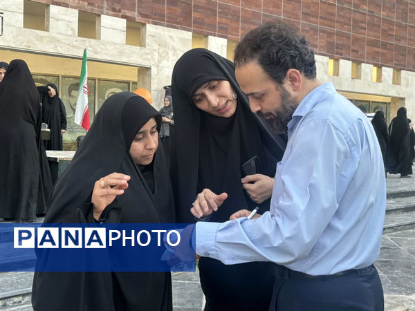 برپایی شادواره خانوادگی به‌مناسبت هفته دفاع مقدس در قم