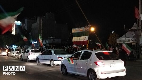 هفتاد و سومین شب از رژه ماشینی در بلوار فضل نیشابور 