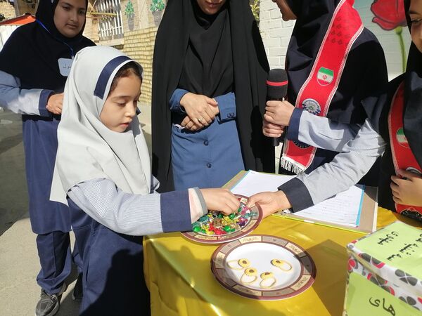 سه شنبه‌های مهدوی در دبستان ناهید نخودی 