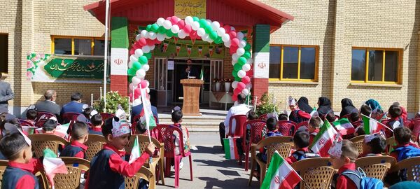 جشن شکوفه‌ها در شهرستان فریدونشهر