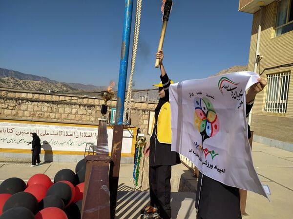 برگزاری المپیاد ورزشی درون‌مدرسه‌ای در دبیرستان ایرانسل معمولان