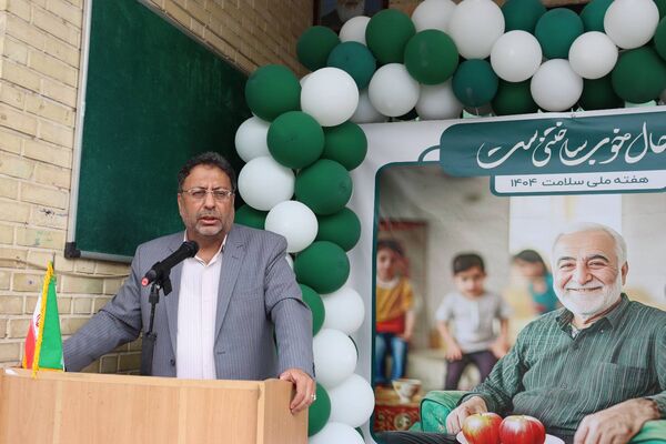  دانش‌آموزان هنرستان نرگس در نمایشگاه فنی و هنری درخشیدند