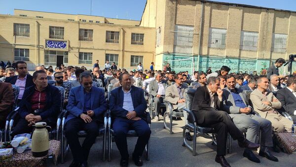  زنگ سپاس در هنرستان جلیل نصیرزاده آموزش و پرورش ناحیه یک