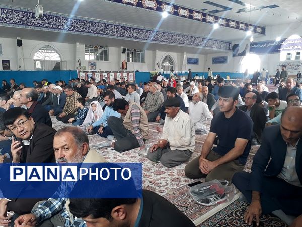 حضور پرشور مردم ولایتمدار شهرستان شیروان در نماز جمعه 