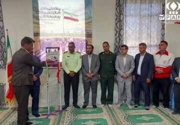 گرامیداشت هفته پدافند غیرعامل در دبیرستان صدرا مهریز 