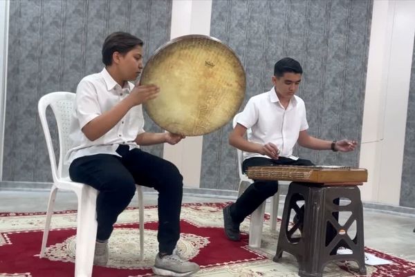 رقابتی از رنگ فرهنگ و هنر؛  هنرنمایی دانش‌آموزان در دیار شیخ جام