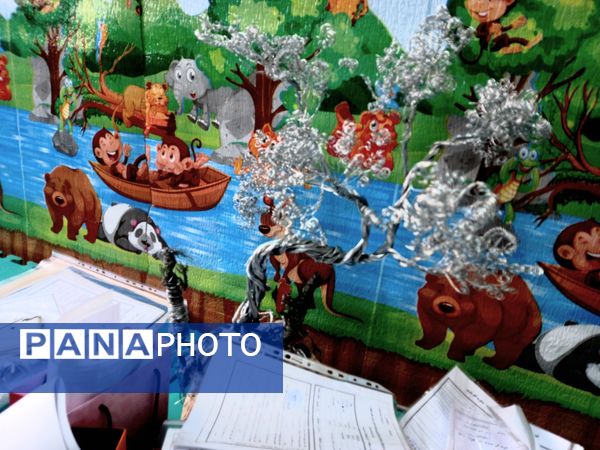 داوری آثار هنری مسابقات فرهنگی هنری آموزش و پرورش ناحیه ۳ 