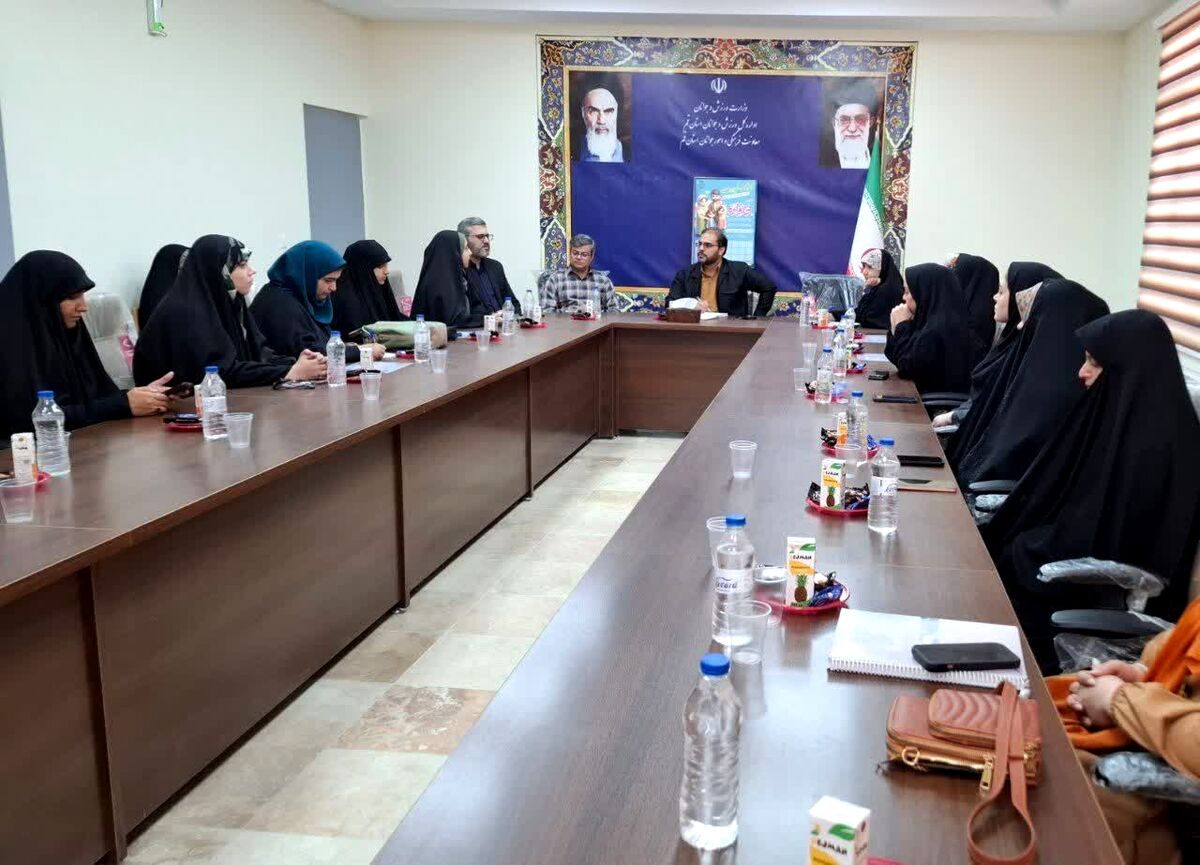 بهره گیری از ظرفیت دختران توانمند در شورای سیاستگذاری جشنواره شمیم ریحان