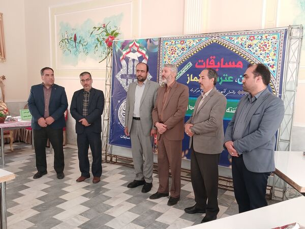 بازدید مدیرکل آموزش و پرورش استان مرکزی از اردوگاه امام خمینی(ره)