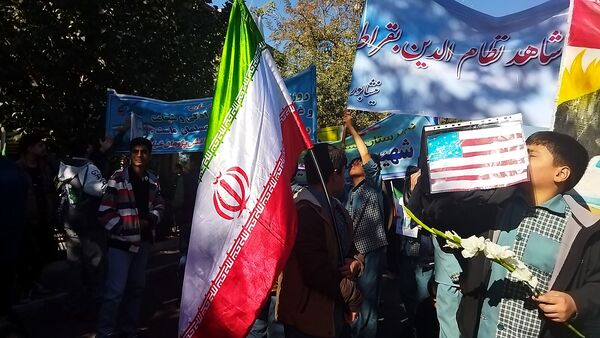 گذری بر ۱۳ آبان نیشابور 