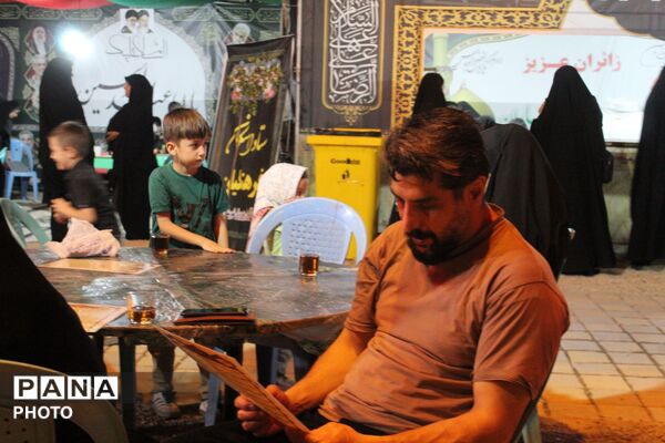 موکب های شهرستان فاروج در حال خدمت رسانی به زائران به رهبر انقلاب 
