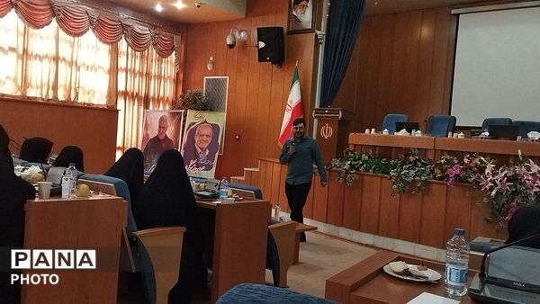 دوره آموزشی خبرنگاری و خبر نویسی در فرمانداری نیشابور 