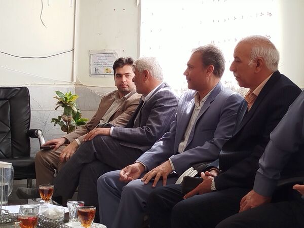 دیدار معاون پرورشی آموزش و پرورش کاشمر با کادر دبیرستان امام حسین (ع)