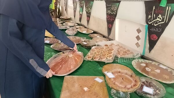 سوگواره حلوا و خرما به مناسبت دهه فاطمیه