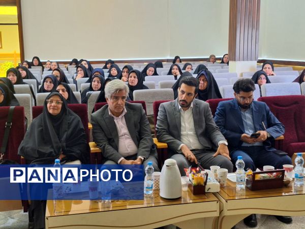 آیین تودیع و تکریم معاون سابق آموزش ابتدایی ناحیه ۶