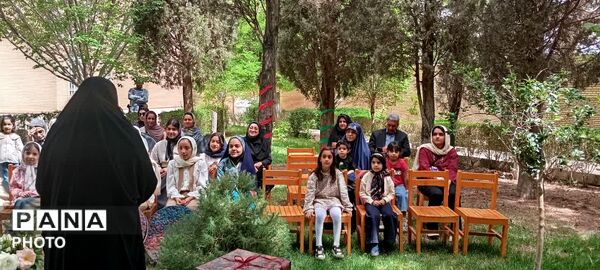 دختران یزدی، مهمانان ویژه جشن کانون پرورش فکری کودکان و نوجوانان