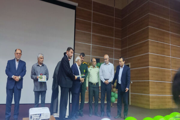 تجلیل از معلمان نمونه شهرستان گناوه