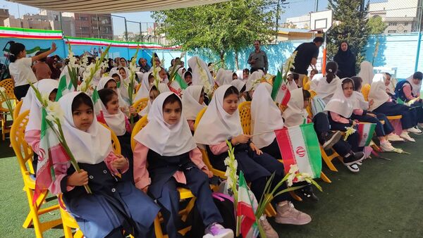 از لبخند دانش‌آموزان تا آغاز یک مسیر تازه