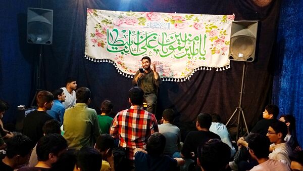نقش آفرینی نوجوانان در خط ولایت جشن غدیر هیات دانش‌آموزی مسجد امام عصر (عج)