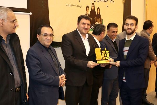 مدارس باید به فضایی برای شکوفایی ایده‌های دانش‌آموزان تبدیل شوند