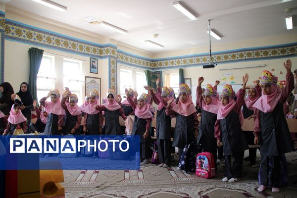 آغاز سال تحصیلی با «جشن شکوفه‌ها» در سامان