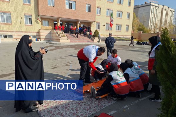 مانور سراسری زلزله و ایمنی در پردیس