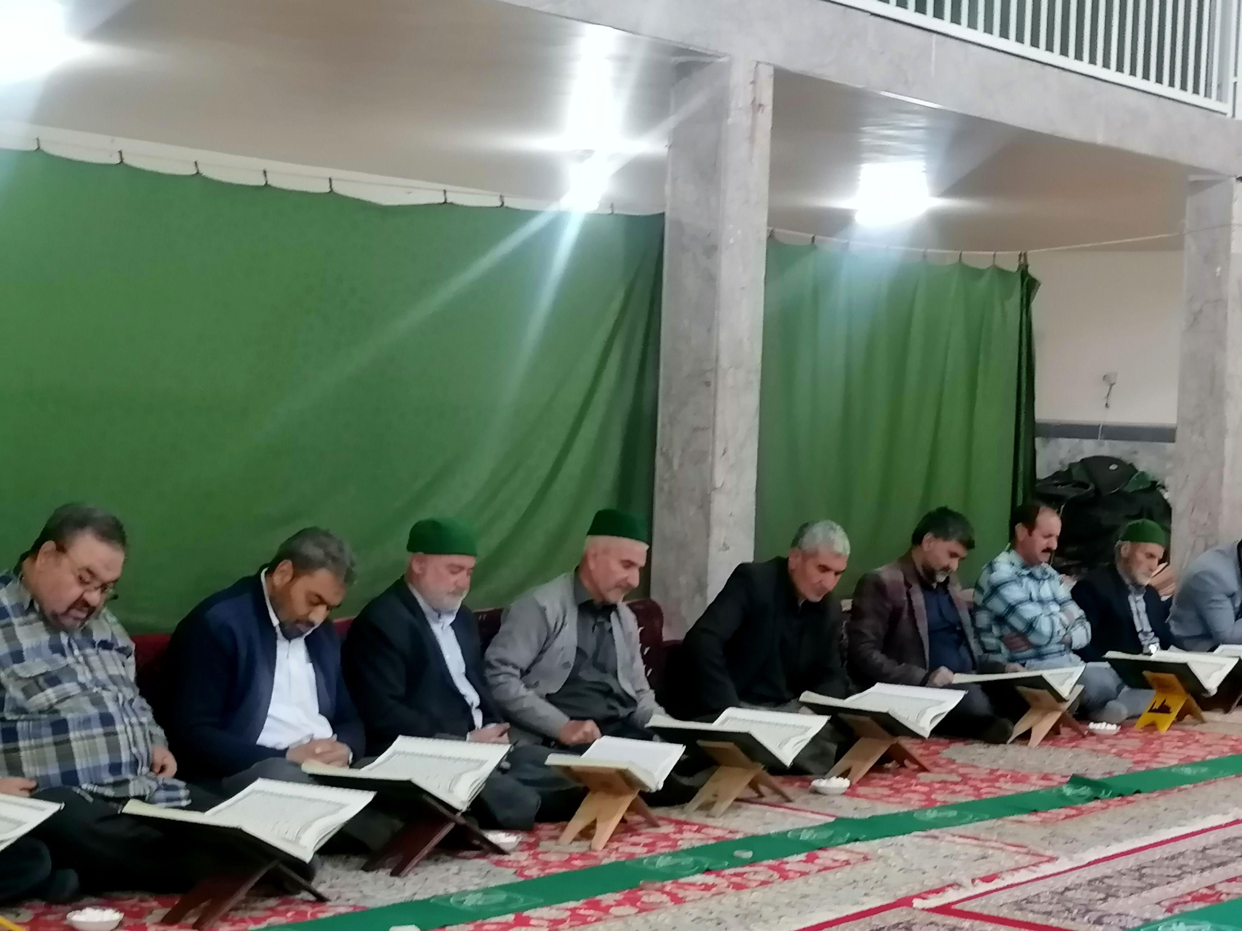 محفل انس با قرآن کریم در مسجد جامع شهر بار نیشابور 