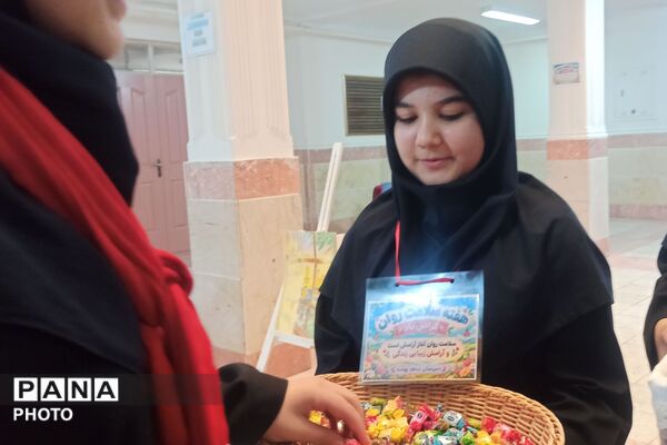جشن هفته سلامت روان و استعدادیابی و شکوفایی در دبیرستان شاهد بهشت