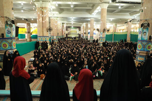 اجتماع یکهزار نفری سفیران مقاومت در مسجد جمکران 