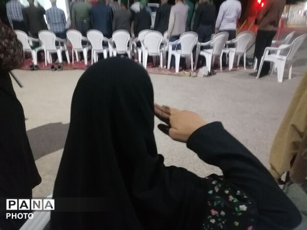 نماز جماعت همراه با اجتماعات شبانه در حسینیه شهدای شهر بار نیشابور 