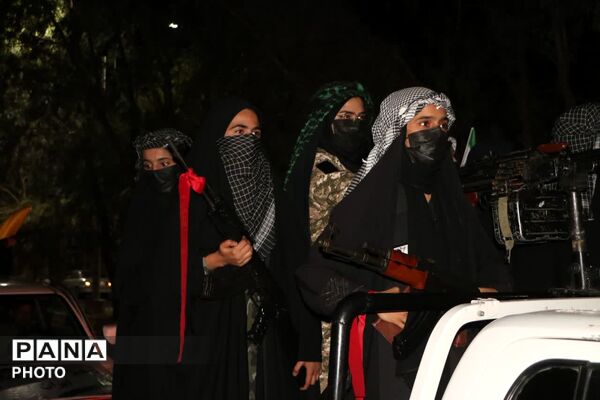 رژه خودرویی دختران جان فدا در فهرج