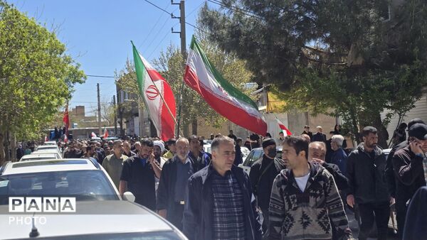 مراسم تشییع پیکر مطهر سردار شهید عباس ملکی و همسر بزرگوارشان