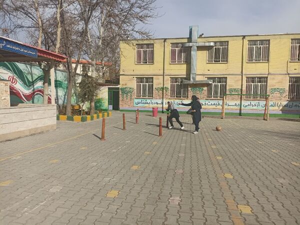 مسابقات ورزشی پدر دختری به مناسبت روز پدر