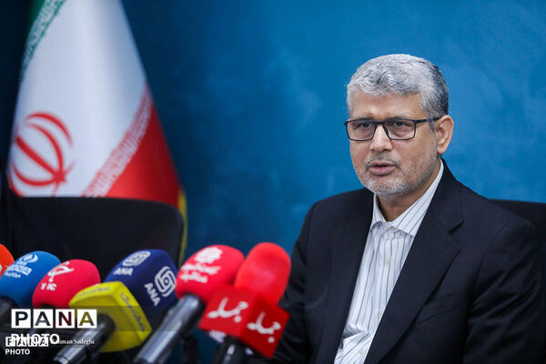 نشست خبری رئیس مرکز برنامه‌ریزی منابع انسانی و امور اداری وزارت آموزش و پرورش