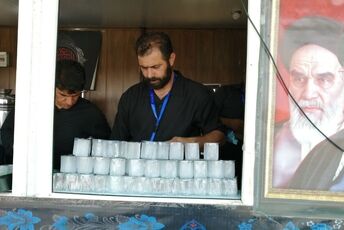 قول‌های زائران تنکمان در مسیر تشییع رهبر شهید