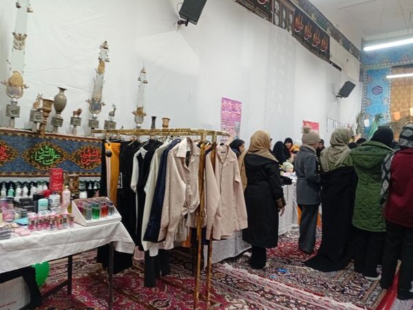 بازارچه محصولات خانگی در شهرستان خلیل آباد 