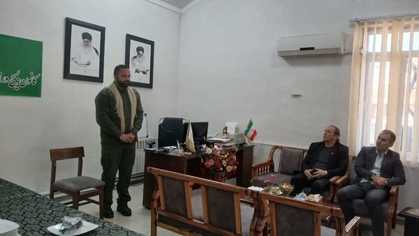 نشست بیان خاطرات و روایات در محمودآباد 