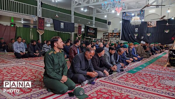 اقامه نماز عبادی سیاسی جمعه در شهر دارالسادات بار نیشابور 