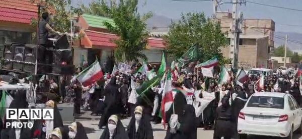 رزمایش بانوان جانفدای ایران در شهر آوه