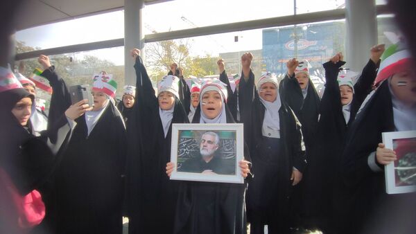 راهپیمایی یوم الله 13 آبان در مشهد مقدس 